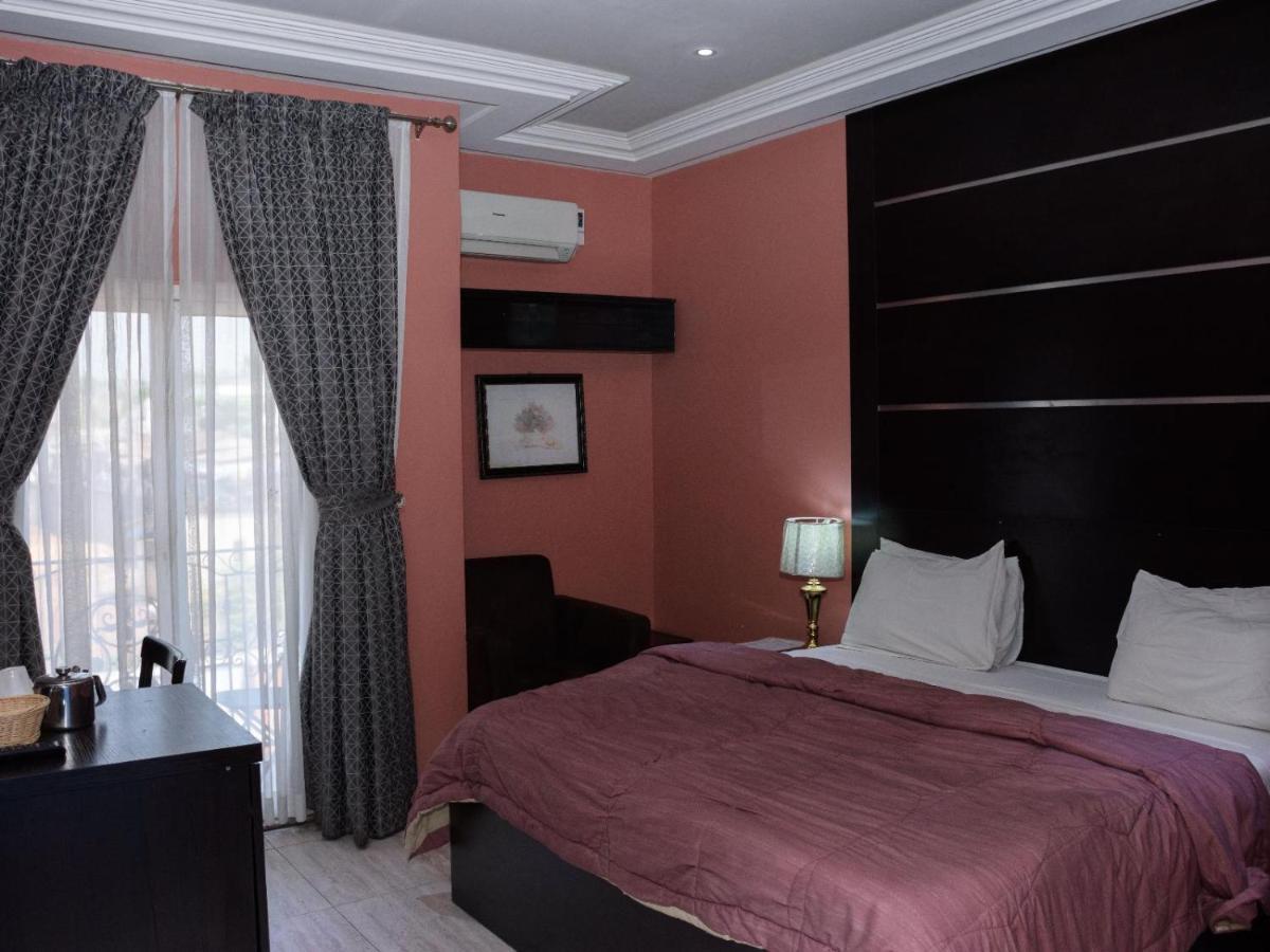 Hard Break Hotel Enugu Dış mekan fotoğraf