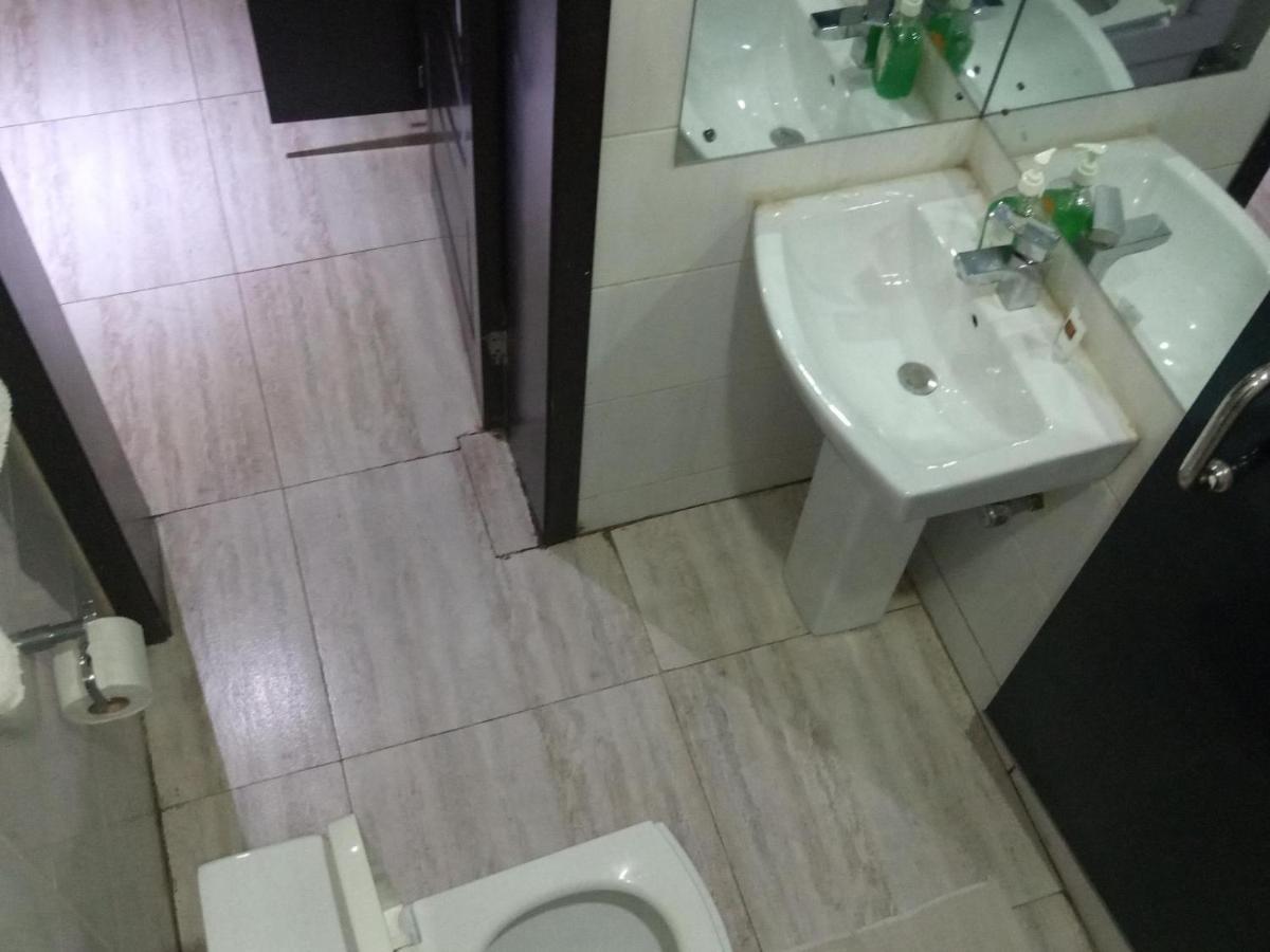 Hard Break Hotel Enugu Dış mekan fotoğraf